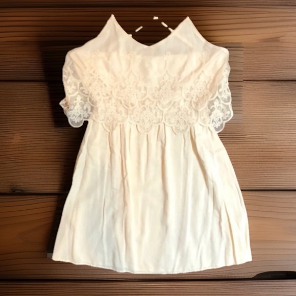 Vintage Cream Embroidered Eyelet Mini Dress - Picture 3 of 7